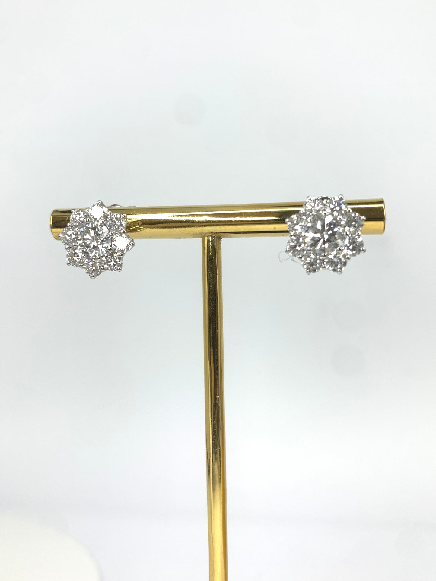 Orecchini oro bianco e diamanti