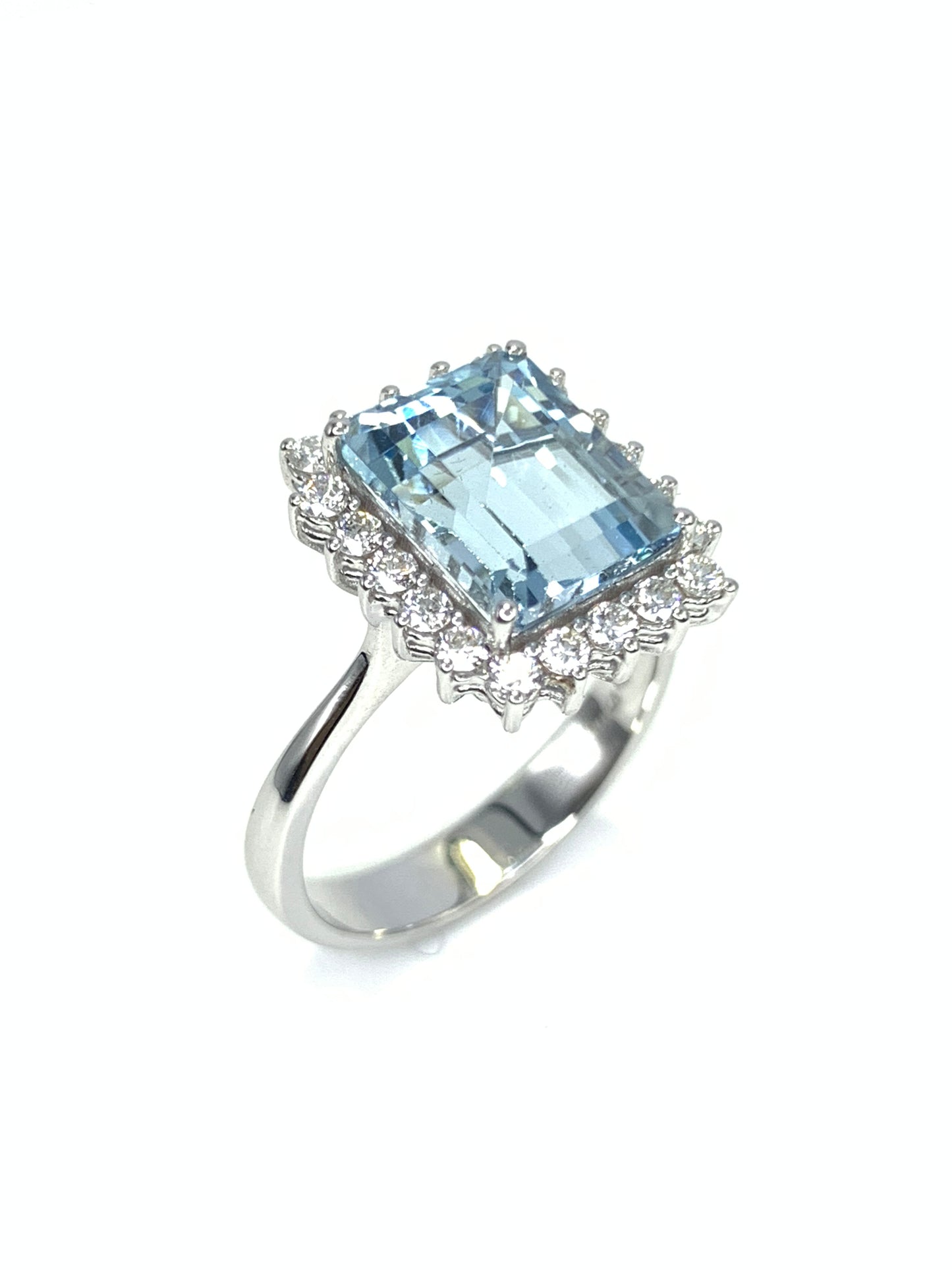 White gold and diamond ring