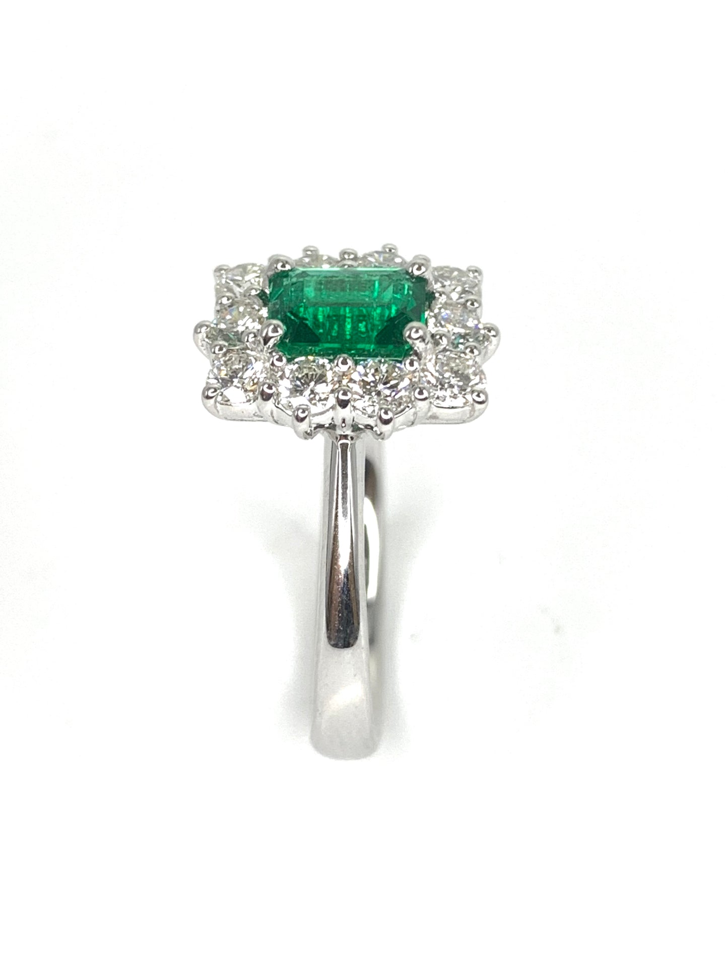 Anello diamanti e smeraldo ottagonale